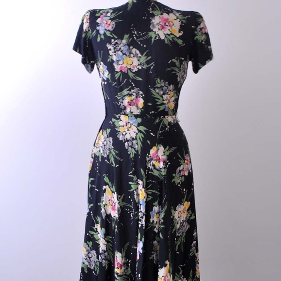 Vintage 1940s Rayon Day Dress - Picture 5 of 6